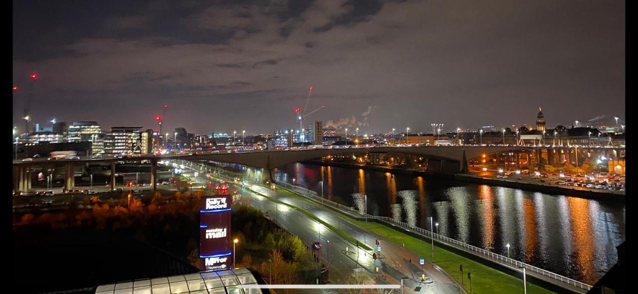Apartament The Heights - River And City View Glasgow Zewnętrze zdjęcie